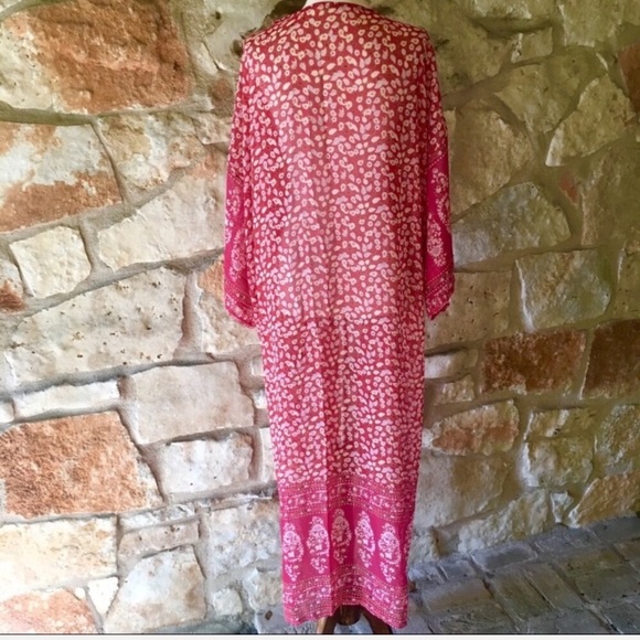 5⭐️Fave 🌺Pink Floral Kimono Duster🌺 - Picture 7 of 8